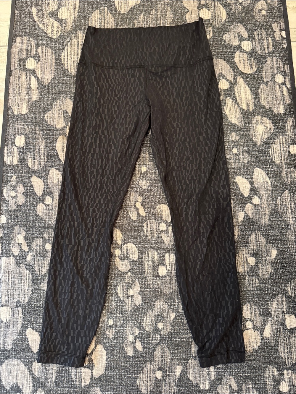 lululemon athletica Black Textured High-Rise Leggings
